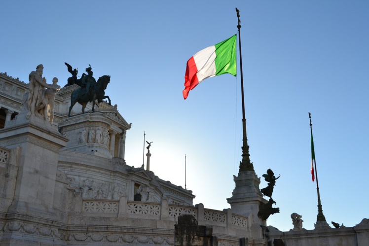 Italie : perspective négative pour les finances du pays