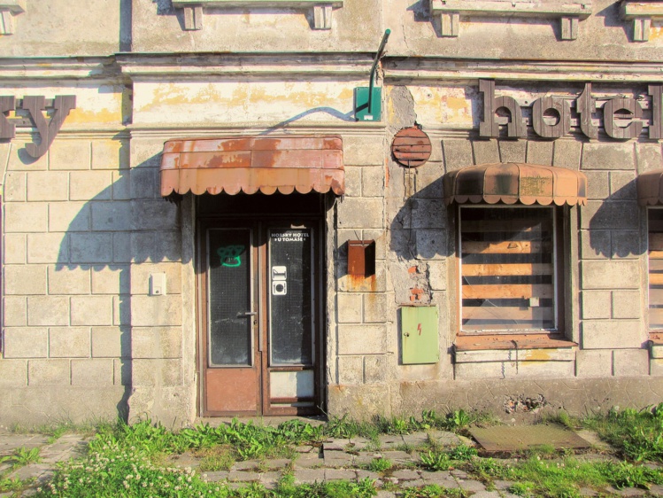 Les défaillances d’entreprises reculent à peine en 2018 Les défaillances d’entreprises reculent à peine en 2018