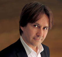 "Le mandat de Donald Trump, qui ne ressemble à aucun autre, ne va pas se terminer non plus comme les autres." "Le mandat de Donald Trump, qui ne ressemble à aucun autre, ne va pas se terminer non plus comme les autres."