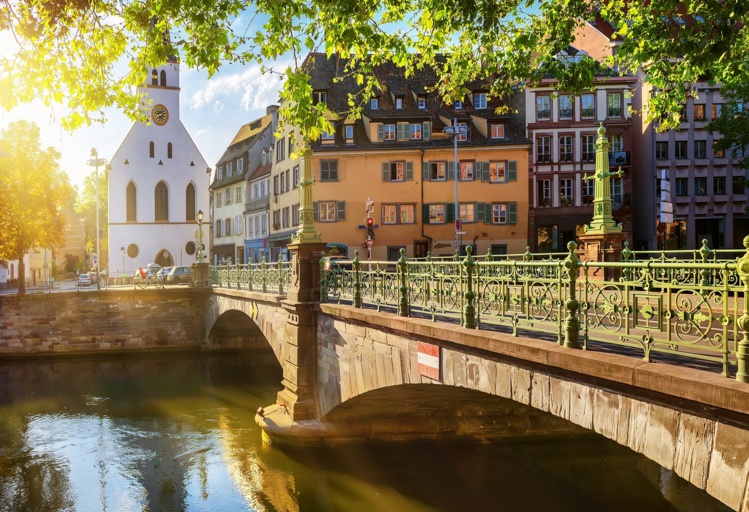 Tour de France des entreprises qui mettent en avant notre patrimoine Tour de France des entreprises qui mettent en avant notre patrimoine