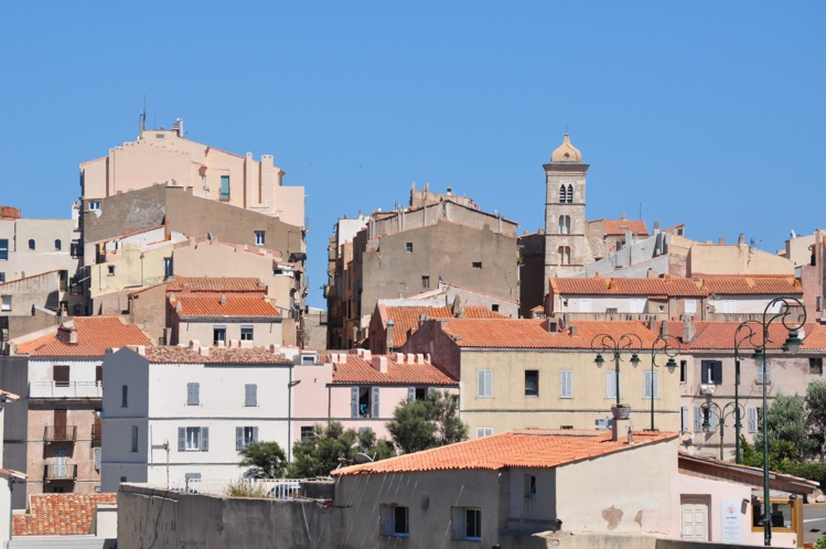 Immobilier ancien : les prix en hausse de 3,7% en 2019 Immobilier ancien : les prix en hausse de 3,7% en 2019