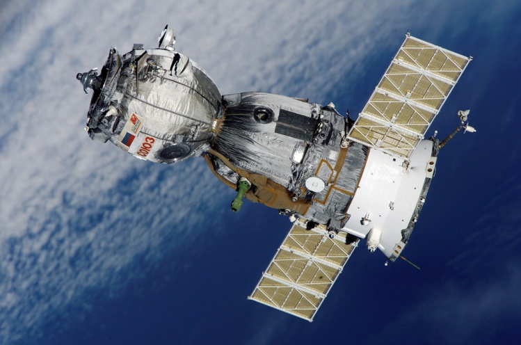 Thierry Breton s’indigne de la double casquette d’Eutelsat dans la course satellitaire