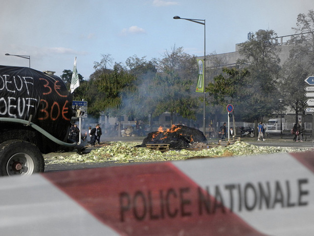 Ecotaxe : réunion de crise à Matignon