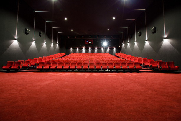 Spécialisée dans le passage au numérique du cinéma, Ymagis a affiché ces 5 dernières années une croissance de 60.000 % ! Spécialisée dans le passage au numérique du cinéma, Ymagis a affiché ces 5 dernières années une croissance de 60.000 % !