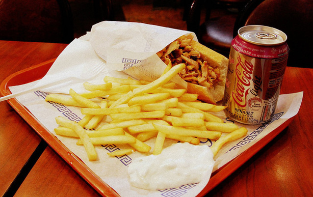 Hakim Benotmane souhaite exporter le kebab aux Etats-Unis, et en Chine. Hakim Benotmane souhaite exporter le kebab aux Etats-Unis, et en Chine.