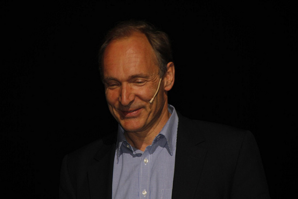 Tim Berners-Lee veut une charte de l’Internet pour protéger les utilisateurs
