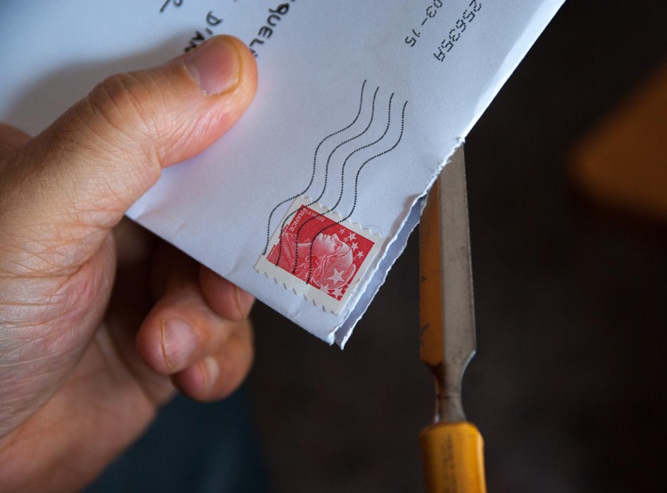 La Poste : le timbre rouge, c'est terminé !