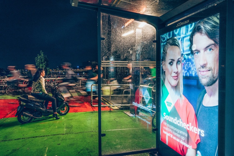 Les publicités lumineuses devront être coupées en cas de forte tension sur l'énergie
