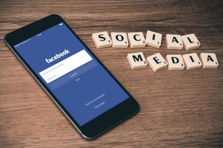 Meta (Facebook) annonce encore près de 10.000 licenciements Meta (Facebook) annonce encore près de 10.000 licenciements