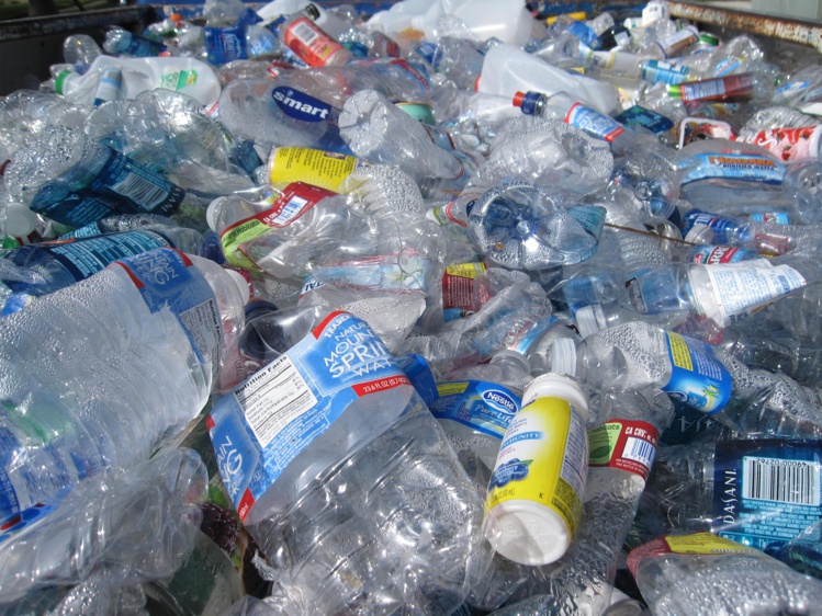 Consigne pour recyclage : les élus locaux s’y opposent