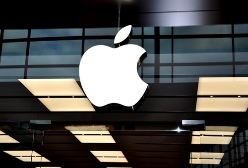 ​Apple va laisser les actionnaires nommer les membres conseil du d'administration