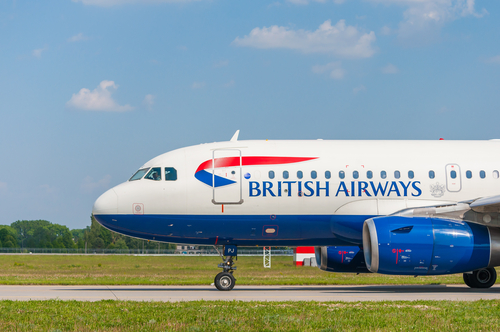 ​British Airways autorise ses hôtesses à porter des pantalons