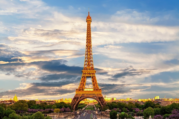 Croissance : l’Insee relève sa prévision pour 2025 à 0,8 %