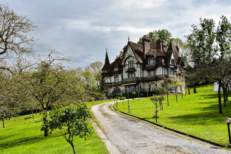 Patrimoine des ménages : les richesses sont toujours plus concentrés en 2024 Patrimoine des ménages : les richesses sont toujours plus concentrés en 2024