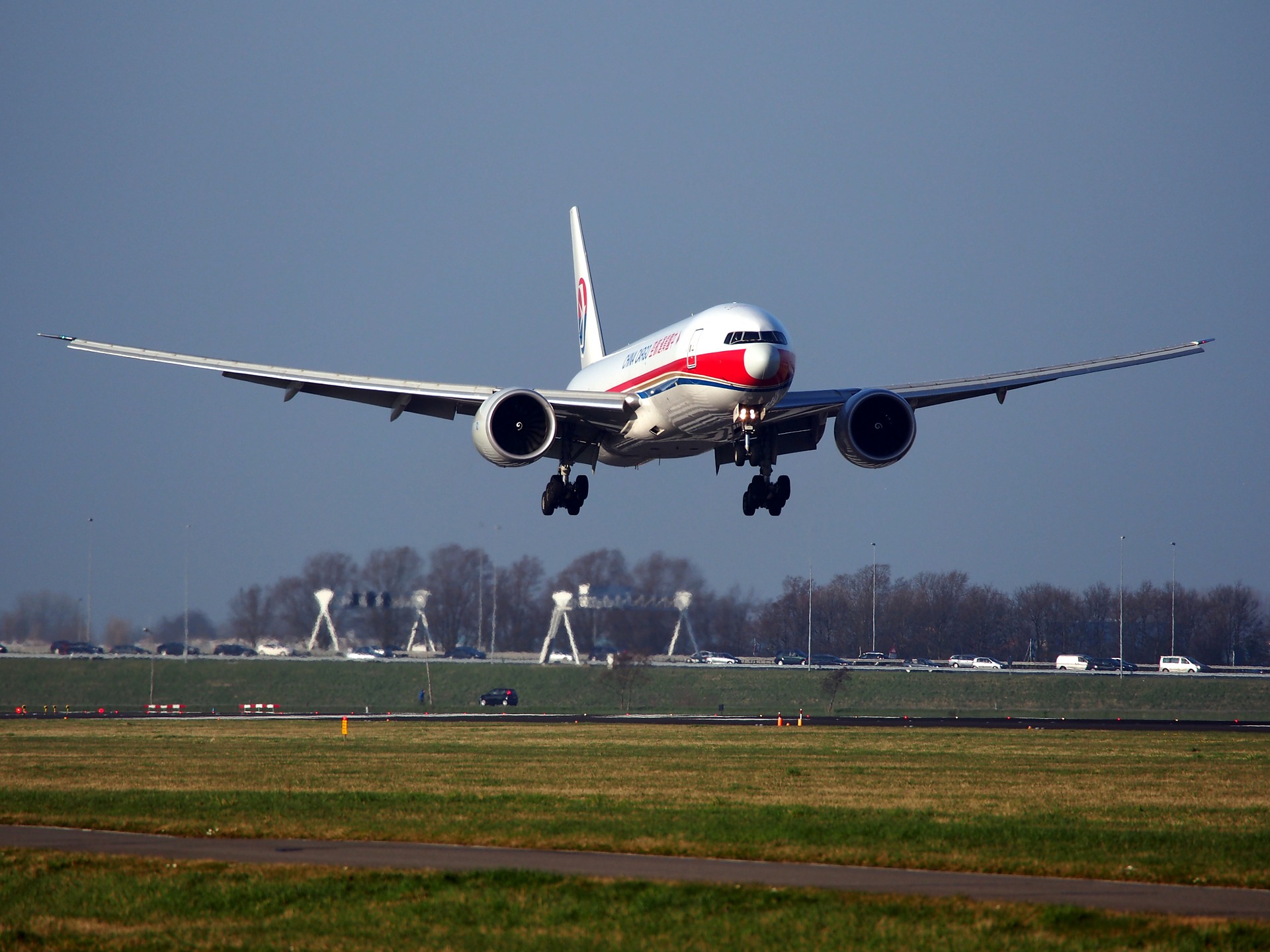 Les retards d’avions en baisse de 25% à l’été 2019