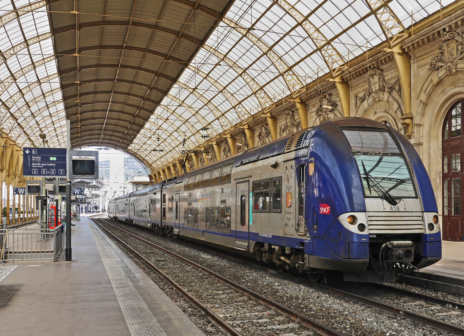 Pour retrouver l’équilibre, la SNCF pourrait céder des actifs