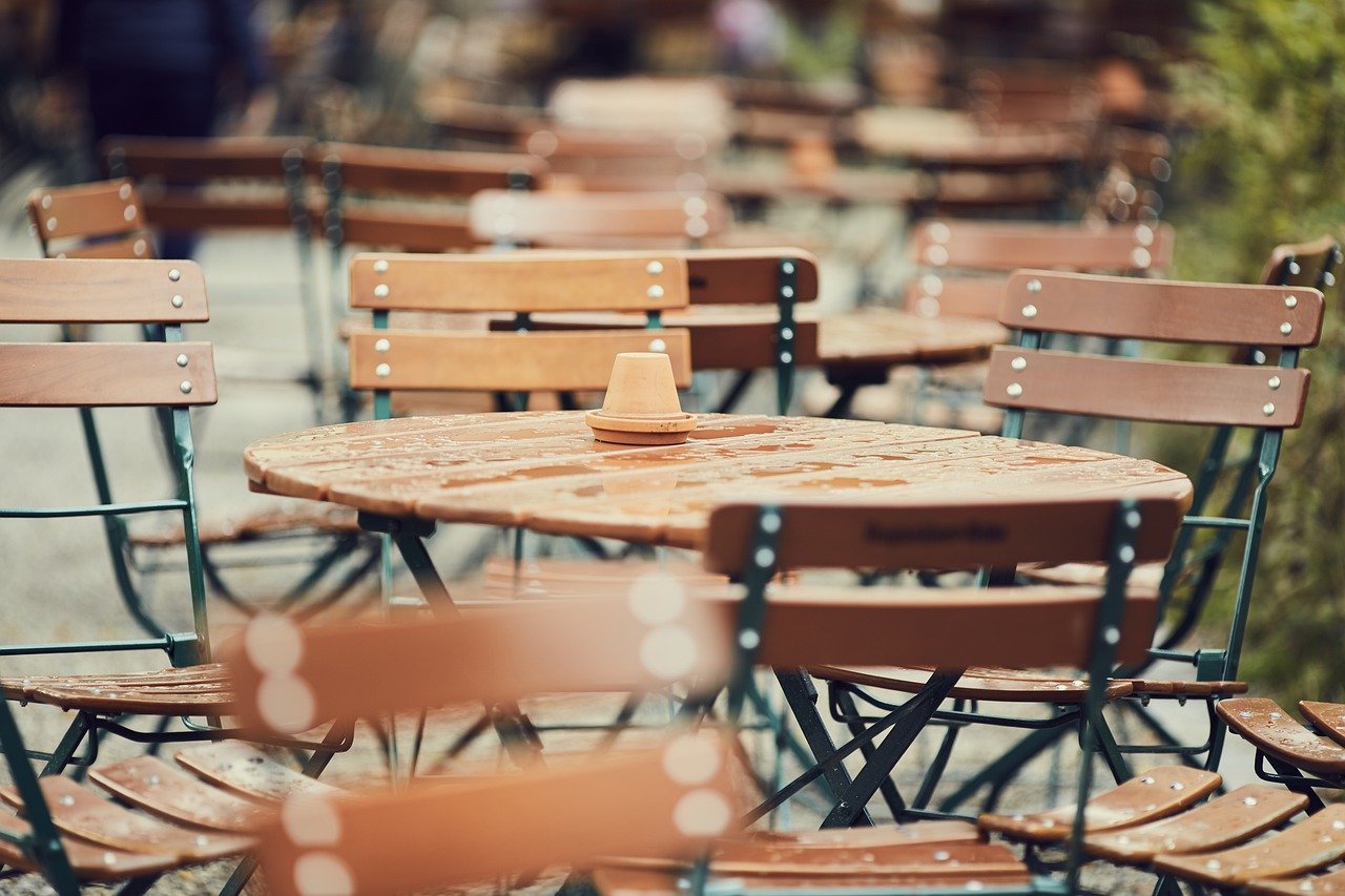 Confinement : Un maire autorise les petits commerces à rester ouverts Confinement : Un maire autorise les petits commerces à rester ouverts