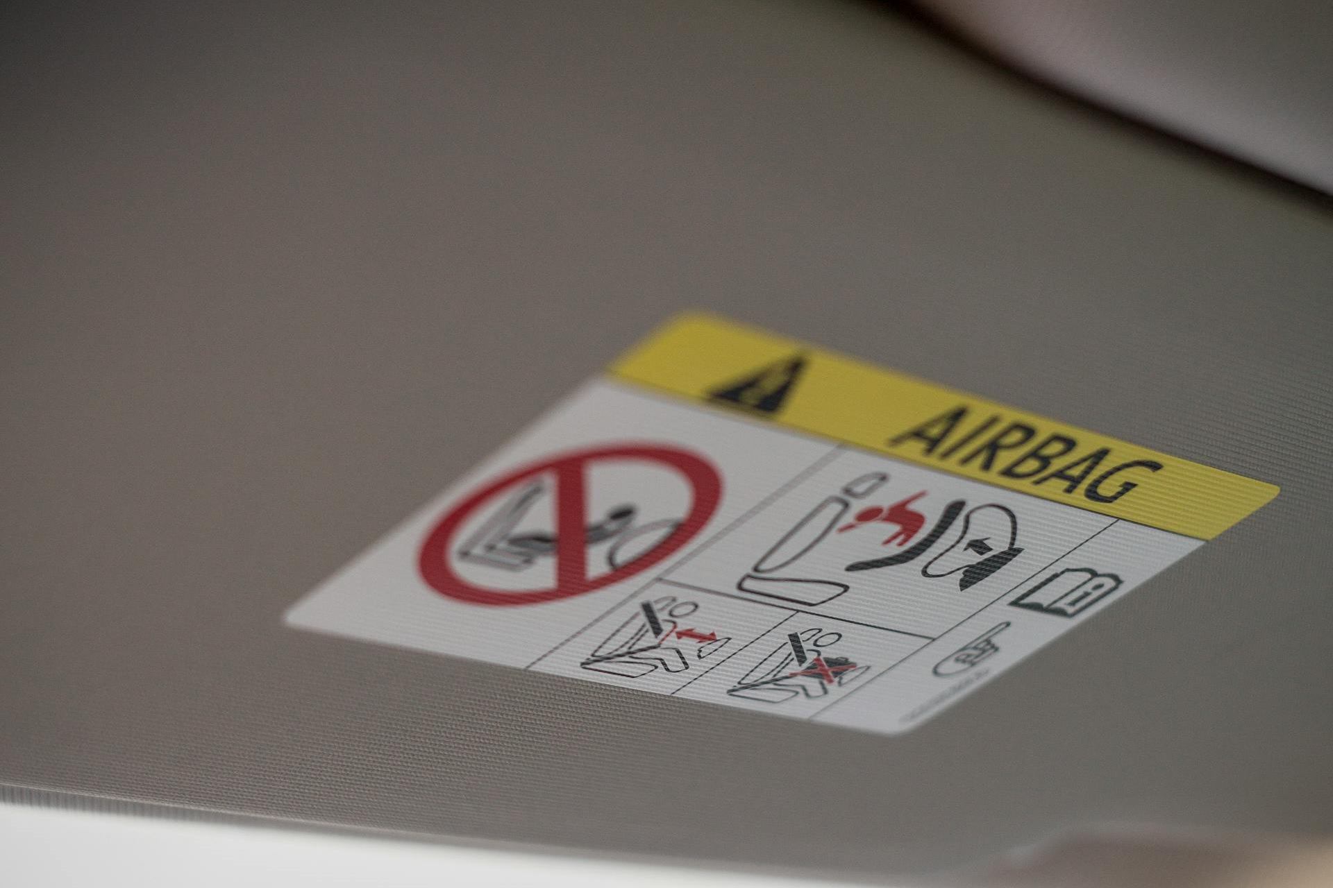 Airbags défectueux : l’UFC-Que Choisir met en demeure Stellantis Airbags défectueux : l’UFC-Que Choisir met en demeure Stellantis