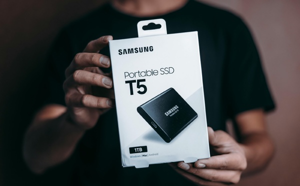 Pour éviter une grève massive, Samsung sort le chèque